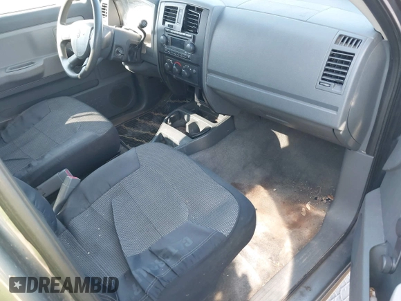 2006 Dodge Dakota ST with VIN 1D7HE28K36S533498, listed as a IAAI auction lot 41184541 with Not Provided miles and . Bid and sale history available at carsss.com. Image 5.