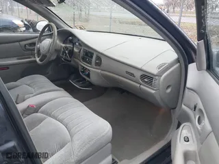 2000 Buick Century Custom with VIN 2G4WS52J1Y1133790, listed as a IAAI auction lot 41813083 with 1 mi miles. Bid and sale history available at carsss.com. Image 5.