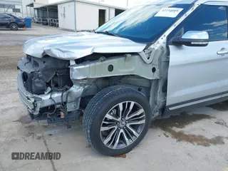 2018 Ford Explorer Platinum z VIN 1FM5K8HTXJGC54056, wystawiony jako IAAI lot #42234089 z przebiegiem 96 555 mil mil oraz . Historia ofert i sprzedaży dostępna na DreamBid. Obrazek 6.