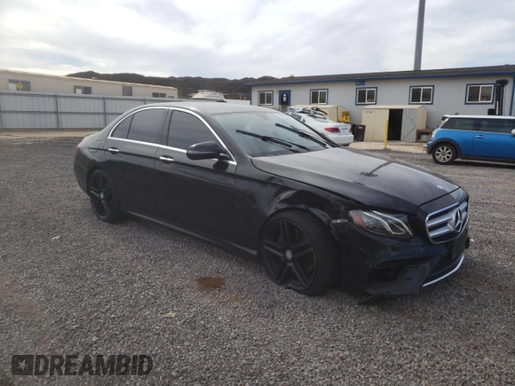 2017 Mercedes-Benz E-Class E 300 Luxury with VIN WDDZF4JB9HA042515, listed as a Copart auction lot 72860302 with 31,647 mi miles. Bid and sale history available at carsss.com. Image 4.