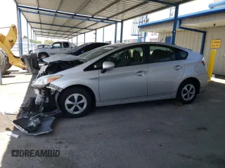 2015 Toyota Prius Four with VIN JTDKN3DU0F0470305, listed as a Copart auction lot 61258985 with 129,083 mi miles and Salvage title. Bid and sale history available at DreamBid. Image 1.