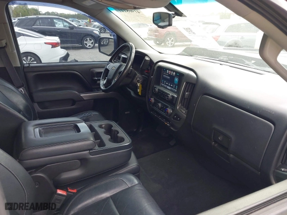 2016 Chevrolet Silverado 1500 LT with VIN 1GCRCREC8GZ346504, listed as a IAAI auction lot 41908141 with 201,018 mi miles. Bid and sale history available at carsss.com. Image 5.