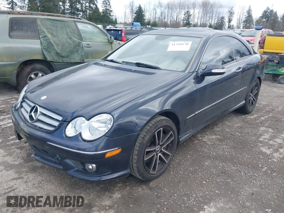 2009 Mercedes-Benz CLK 350 z VIN WDBTJ56HX9F267109, wystawiony jako IAAI lot #41799170 z przebiegiem 111 892 mil mil oraz . Historia ofert i sprzedaży dostępna na DreamBid. Obrazek 2.