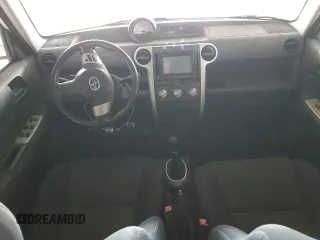 2006 Scion xB z VIN JTLKT334864112437, wystawiony jako Copart lot #59613935 z przebiegiem 211 381 mil mil oraz Czysty tytuł • Clean title. Historia ofert i sprzedaży dostępna na DreamBid. Obrazek 8.