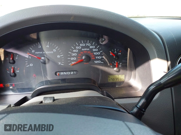 2006 Ford F-150 XLT with VIN 1FTRW12W66KC29356, listed as a IAAI auction lot 40590959 with 178,353 mi miles. Bid and sale history available at carsss.com. Image 7.