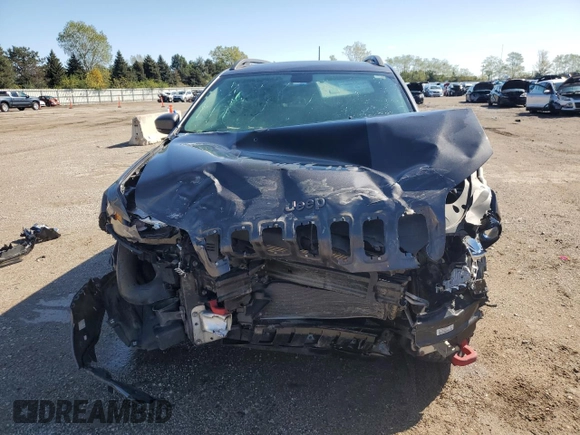 2019 Jeep Cherokee Trailhawk with VIN 1C4PJMBX1KD207294, listed as a Copart auction lot 72694824 with 93,311 mi miles and Salvage Title. Bid and sale history available at DreamBid. Image 5.
