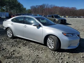 2013 Lexus ES 300h Hybrid with VIN JTHBW1GG1D2019567, listed as a Copart auction lot 50963885 with 92,663 mi miles and Salvage Title. Bid and sale history available at carsss.com. Image 4.