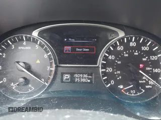 2014 Nissan Pathfinder SL with VIN 5N1AR2MN6EC735904, listed as a IAAI auction lot 42817020 with 190,936 mi miles and . Bid and sale history available at DreamBid. Image 7.