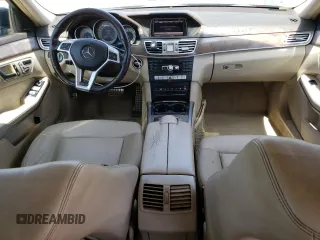 2015 Mercedes-Benz E 350 Luxury z VIN WDDHF8JB1FB086454, wystawiony jako Copart lot #54167685 z przebiegiem 109 441 mil mil oraz Czysty tytuł • Clean title. Historia ofert i sprzedaży dostępna na DreamBid. Obrazek 8.