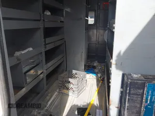 2016 Ford Transit Cargo с VIN 1FTYE1CM0GKB33378, выставлен на аукционе IAAI как лот 42327987 с пробегом 156 020 миль миль и . История ставок и продаж доступна на DreamBid. Изображение 8.
