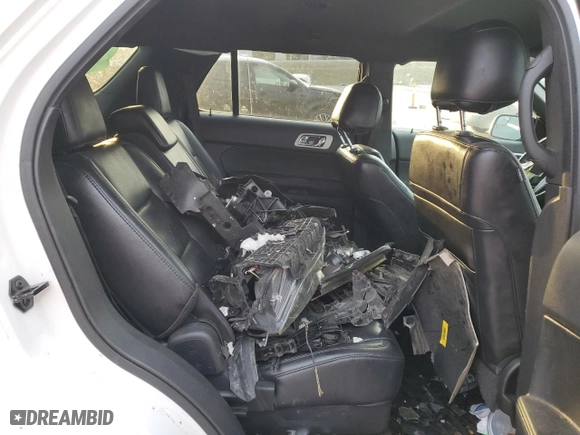 2013 Ford Explorer XLT with VIN 1FM5K8D80DGA44555, listed as a Copart auction lot 43038915 with 184,468 mi miles and Salvage Title. Bid and sale history available at carsss.com. Image 12.