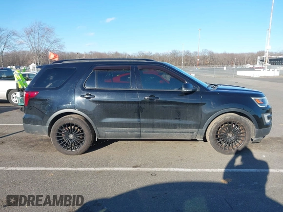 2017 Ford Explorer Sport with VIN 1FM5K8GT9HGA52532, listed as a IAAI auction lot 41607362 with 117,595 mi miles and . Bid and sale history available at carsss.com. Image 13.