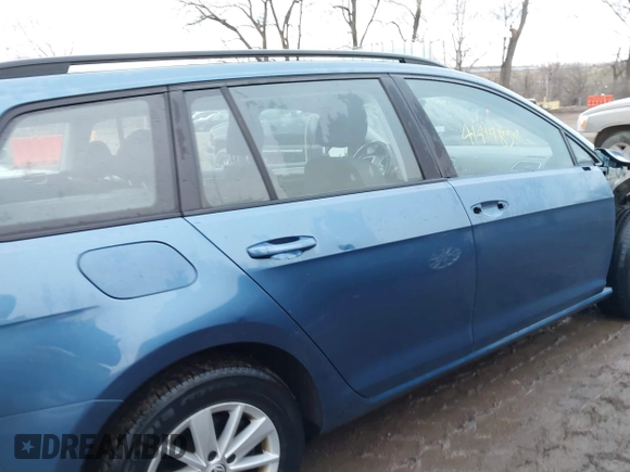 2016 Volkswagen Golf TSI S z VIN 3VWC17AUXGM514723, wystawiony jako IAAI lot #41419838 z przebiegiem 79 745 mil mil oraz . Historia ofert i sprzedaży dostępna na DreamBid. Obrazek 14.