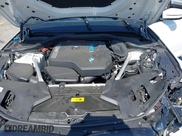 2023 BMW 5 Series 530e with VIN WBA13AG09PCM41820, listed as a IAAI auction lot 42409541 with 17,715 mi miles and . Bid and sale history available at DreamBid. Image 10.