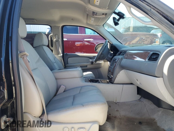 2008 Chevrolet Avalanche LTZ with VIN 3GNFK12368G270480, listed as a Copart auction lot 77632104 with 165,347 mi miles and Non Repairable. Bid and sale history available at carsss.com. Image 7.