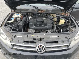 2014 Volkswagen Touareg Lux with VIN WVGEF9BP5ED005175, listed as a Copart auction lot 51815565 with 163,183 mi miles and Clean Title. Bid and sale history available at DreamBid. Image 12.