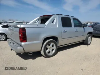 2013 Chevrolet Avalanche LTZ with VIN 3GNMCGE0XDG321451, listed as a Copart auction lot 47413935 with 174,216 mi miles and Salvage title. Bid and sale history available at DreamBid. Image 3.
