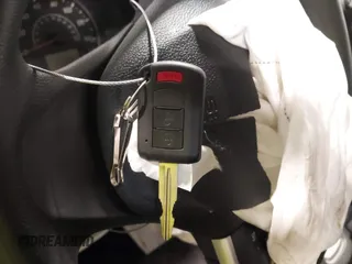 2022 Mitsubishi Mirage ES z VIN ML32AUHJ4NH007491, wystawiony jako IAAI lot #41641405 z przebiegiem 37 322 mil mil oraz . Historia ofert i sprzedaży dostępna na DreamBid. Obrazek 11.