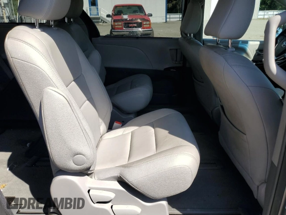 2015 Toyota Sienna Limited with VIN 5TDDK3DC9FS101481, listed as a Copart auction lot 67058725 with 112,723 mi miles and Salvage title. Bid and sale history available at DreamBid. Image 11.