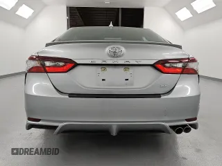 2022 Toyota Camry SE with VIN 4T1G11AK1NU670511, listed as a Copart auction lot 52487225 with 57,583 mi miles and Clean Title. Bid and sale history available at DreamBid. Image 6.