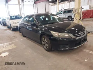 2014 Honda Accord LX z VIN 1HGCR2F33EA207050, wystawiony jako IAAI lot #42014337 z przebiegiem 142 780 mil mil oraz . Historia ofert i sprzedaży dostępna na DreamBid. Obrazek 1.