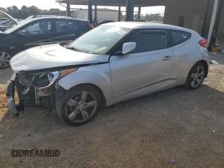 2014 Hyundai Veloster with VIN KMHTC6AD3EU182927, listed as a Copart auction lot 71044954 with 174,222 mi miles and Salvage Title. Bid and sale history available at carsss.com. Image 1.