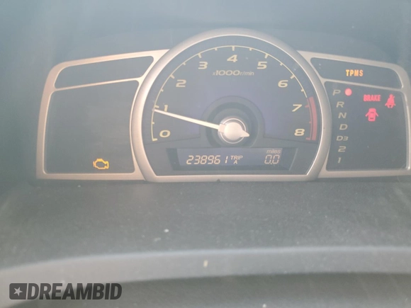 2009 Honda Civic LX z VIN 1HGFA16549L003786, wystawiony jako Copart lot #58315565 z przebiegiem 238 961 mil mil oraz Szkoda całkowita • Salvage title. Historia ofert i sprzedaży dostępna na DreamBid. Obrazek 9.