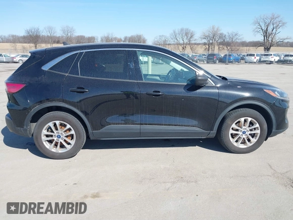 2022 Ford Escape SE z VIN 1FMCU9G6XNUB30881, wystawiony jako IAAI lot #41750512 z przebiegiem 88 681 mil mil oraz . Historia ofert i sprzedaży dostępna na DreamBid. Obrazek 13.