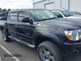 2008 Toyota Tacoma z VIN 5TELU42NX8Z506805, wystawiony jako IAAI lot #42063134 z przebiegiem 228 690 mil mil oraz . Historia ofert i sprzedaży dostępna na DreamBid. Obrazek 13.