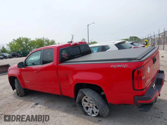 2018 Chevrolet Colorado 4WD LT z VIN 1GCHTCEN0J1137385, wystawiony jako IAAI lot #42415175 z przebiegiem 85 461 mil mil oraz . Historia ofert i sprzedaży dostępna na DreamBid. Obrazek 14.