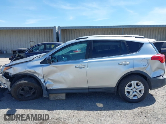 2013 Toyota RAV4 LE with VIN 2T3ZFREV4DW015598, listed as a IAAI auction lot 42087213 with 160,261 mi miles and . Bid and sale history available at carsss.com. Image 14.