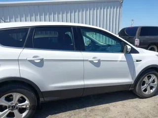 2015 Ford Escape SE with VIN 1FMCU0G91FUC65044, listed as a IAAI auction lot 42083688 with 111,972 mi miles and . Bid and sale history available at carsss.com. Image 14.