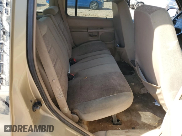 2000 Ford Explorer XLT with VIN 1FMZU63E7YZB87715, listed as a Copart auction lot 43539135 with 233,743 mi miles and Clean title. Bid and sale history available at DreamBid. Image 11.