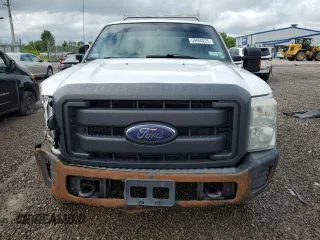 2015 Ford F-250 with VIN 1FD7W2BT4FEA28231, listed as a Copart auction lot 59860225 with 295,909 mi miles and Clean title. Bid and sale history available at DreamBid. Image 5.