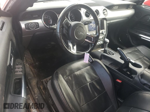2020 Ford Mustang EcoBoost z VIN 1FATP8UH3L5101425, wystawiony jako Copart lot #56732185 z przebiegiem 169 799 mil mil oraz Szkoda całkowita • Salvage title. Historia ofert i sprzedaży dostępna na DreamBid. Obrazek 8.