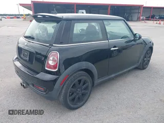 2012 MINI Hardtop S with VIN WMWSV3C56CTY18612, listed as a IAAI auction lot 42365441 with 158,934 mi miles and . Bid and sale history available at DreamBid. Image 4.