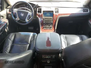 2007 Cadillac Escalade ESV with VIN 1GYFK66827R193613, listed as a Copart auction lot 54073125 with 214,923 mi miles and Salvage Title. Bid and sale history available at carsss.com. Image 8.