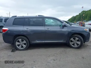 2013 Toyota Highlander Limited z VIN 5TDDK3EH0DS201184, wystawiony jako IAAI lot #42428945 z przebiegiem 179 518 mil mil oraz . Historia ofert i sprzedaży dostępna na DreamBid. Obrazek 13.