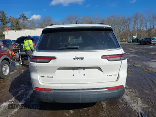 2021 Jeep Grand Cherokee Limited with VIN 1C4RJKBG4M8125519, listed as a IAAI auction lot 41600162 with 81,467 mi miles and . Bid and sale history available at DreamBid. Image 17.