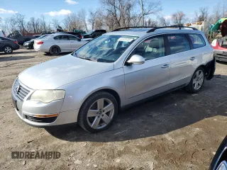 2008 Volkswagen Passat Komfort z VIN WVWLK73C88E018489, wystawiony jako Copart lot #44925705 z przebiegiem 186 527 mil mil oraz Szkoda całkowita • Salvage title. Historia ofert i sprzedaży dostępna na DreamBid. Obrazek 1.