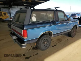 1989 Ford Bronco XL with VIN 1FMEU15N3KLA46892, listed as a Copart auction lot 46937345 with 2,695 mi miles and Clean Title. Bid and sale history available at carsss.com. Image 3.