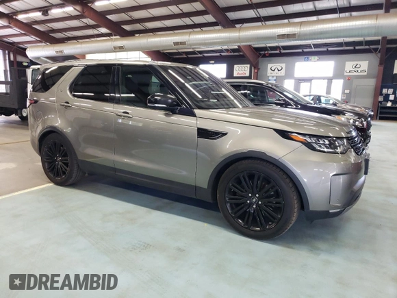 2017 Land Rover Discovery HSE with VIN SALRRBBV6HA024626, listed as a Copart auction lot 73927754 with 179,316 mi miles and Clean Title. Bid and sale history available at carsss.com. Image 4.