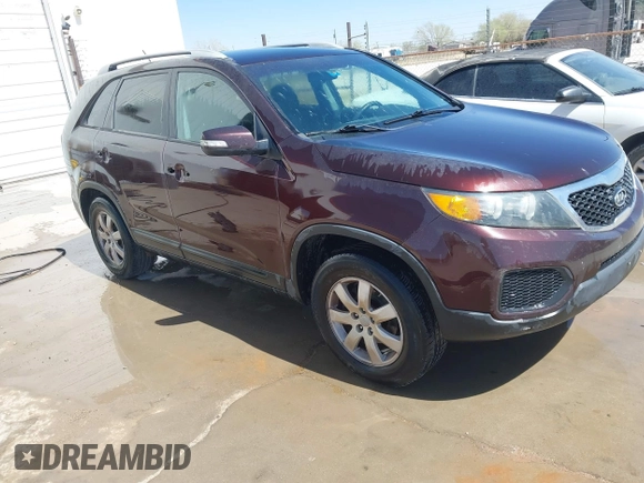 2012 Kia Sorento LX with VIN 5XYKT4A29CG224681, listed as a IAAI auction lot 41787906 with 240,265 mi miles. Bid and sale history available at carsss.com. Image 1.