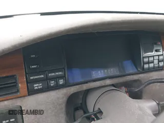 1992 Cadillac Eldorado z VIN 1G6EL13B0NU605624, wystawiony jako IAAI lot #42127549 z przebiegiem Nie podano mil oraz . Historia ofert i sprzedaży dostępna na DreamBid. Obrazek 7.