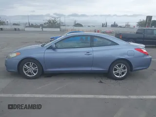 2006 Toyota Solara SE z VIN 4T1CE38P16U610827, wystawiony jako IAAI lot #42419978 z przebiegiem 147 683 mil mil oraz . Historia ofert i sprzedaży dostępna na DreamBid. Obrazek 14.