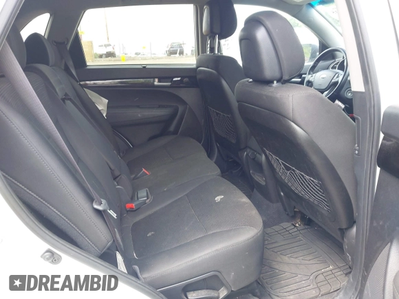 2015 Kia Sorento LX with VIN 5XYKTDA6XFG640536, listed as a IAAI auction lot 42687095 with 142,816 mi miles and . Bid and sale history available at DreamBid. Image 8.