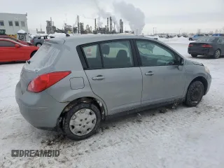 2010 Nissan Versa S z VIN 3N1BC1CP2AL403483, wystawiony jako Copart lot #46394465 z przebiegiem 270 270 mil mil oraz Szkoda całkowita • Salvage title. Historia ofert i sprzedaży dostępna na DreamBid. Obrazek 3.