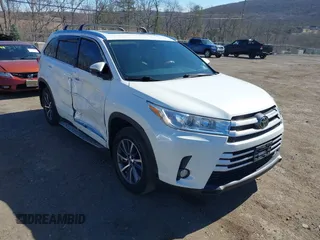2017 Toyota Highlander XLE with VIN 5TDJZRFH9HS519911, listed as a IAAI auction lot 41817090 with 66,015 mi miles and . Bid and sale history available at DreamBid. Image 1.