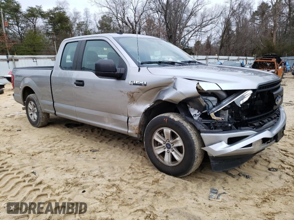 2020 Ford F-150 XL with VIN 1FTEX1CB0LKF52286, listed as a Copart auction lot 40610764 with 83,220 mi miles and Salvage Title. Bid and sale history available at DreamBid. Image 4.