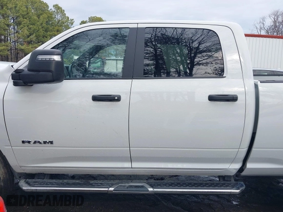 2024 Ram 2500 Big Horn with VIN 3C6UR5DJ1RG101376, listed as a IAAI auction lot 41451961 with 34,149 mi miles. Bid and sale history available at carsss.com. Image 14.